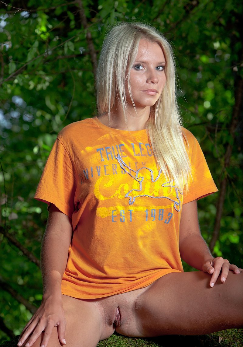 Виолетта, 19 лет, 1 размер груди